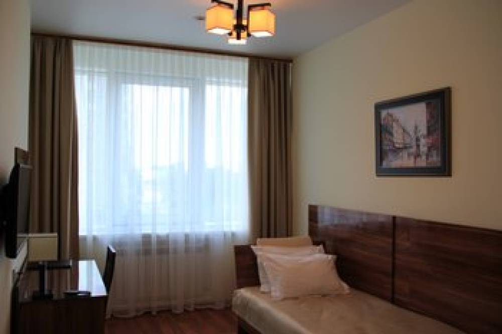 METROPOLIS HOTEL SURGUT 7