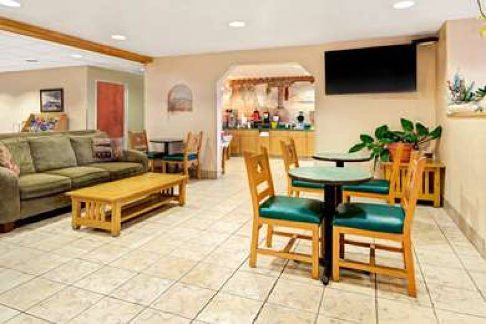 Microtel Inn & Suites By Wyndham Albuquerque West 3