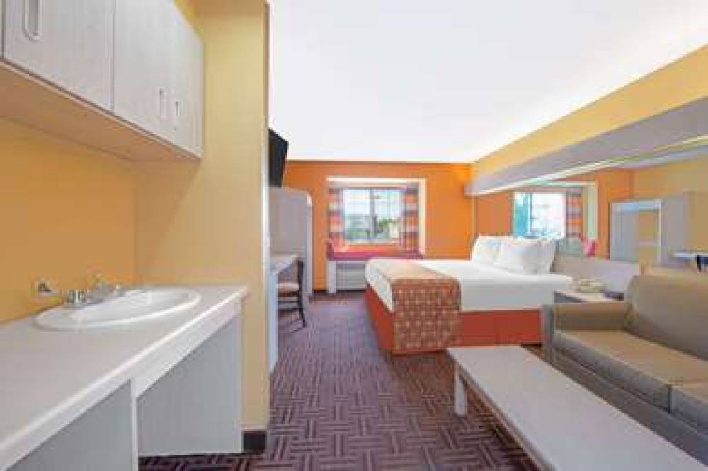 Microtel Inn & Suites By Wyndham Amarillo 7