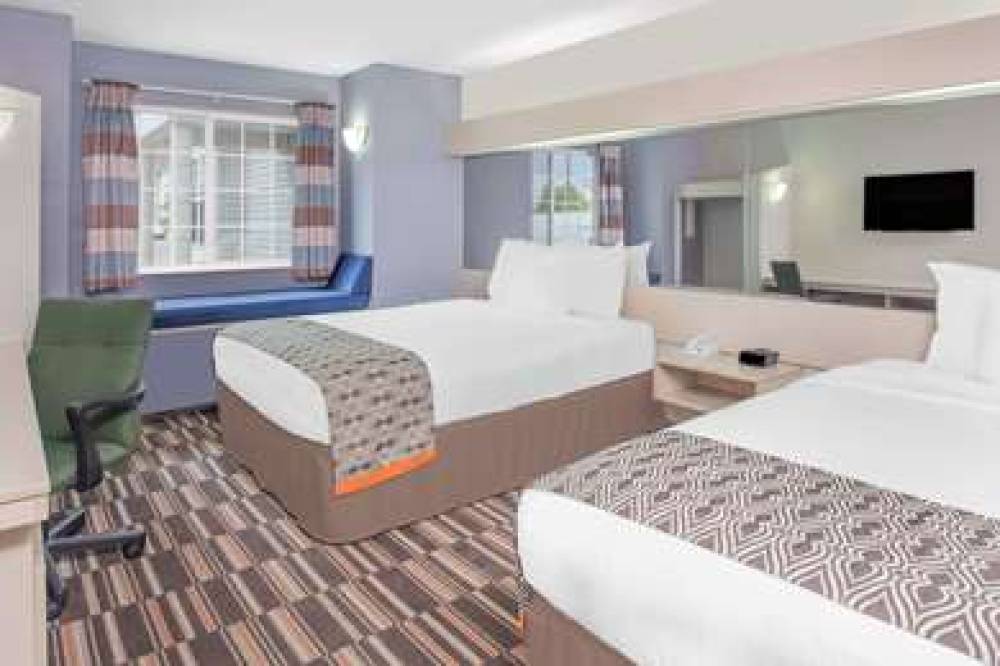 Microtel Inn & Suites By Wyndham Appleton 9