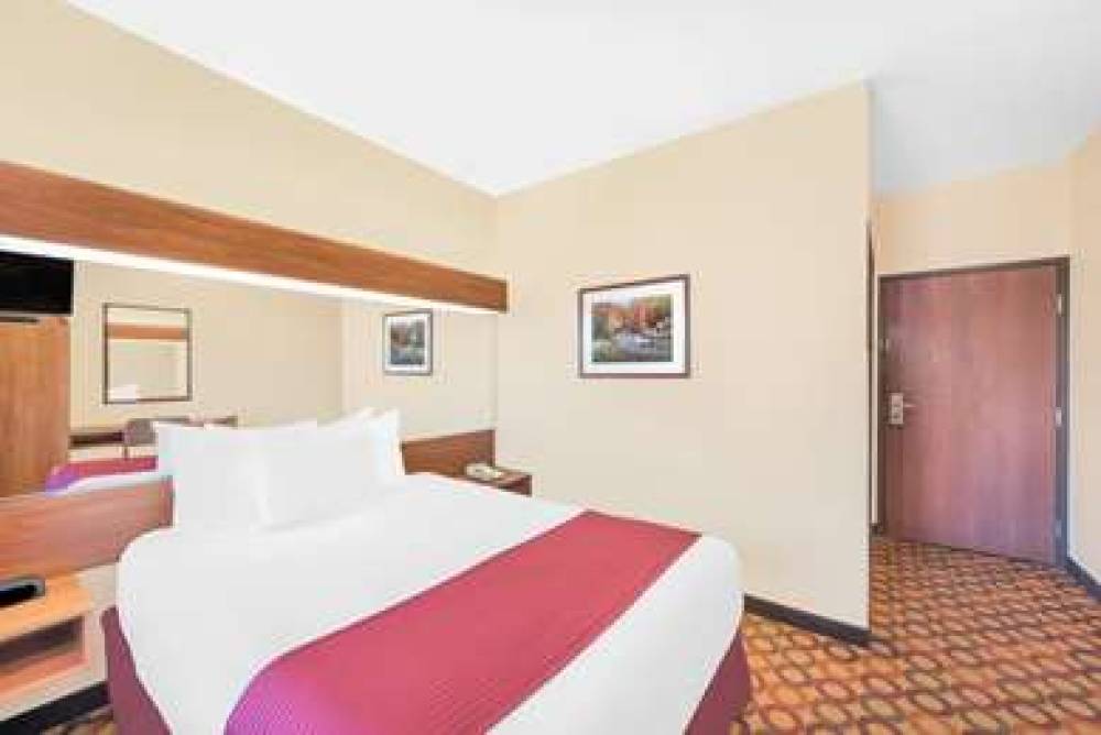 Microtel Inn & Suites By Wyndham Aransas Pass/Corpus Christi 10