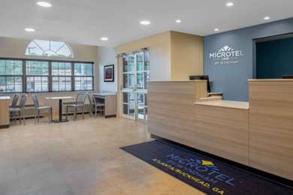 Microtel Inn & Suites By Wyndham Atlanta/Buckhead Area 3