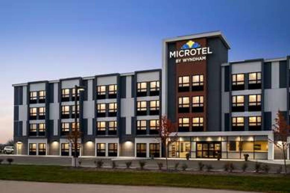 MICROTEL INN & SUITES BY WYNDHAM AU 2