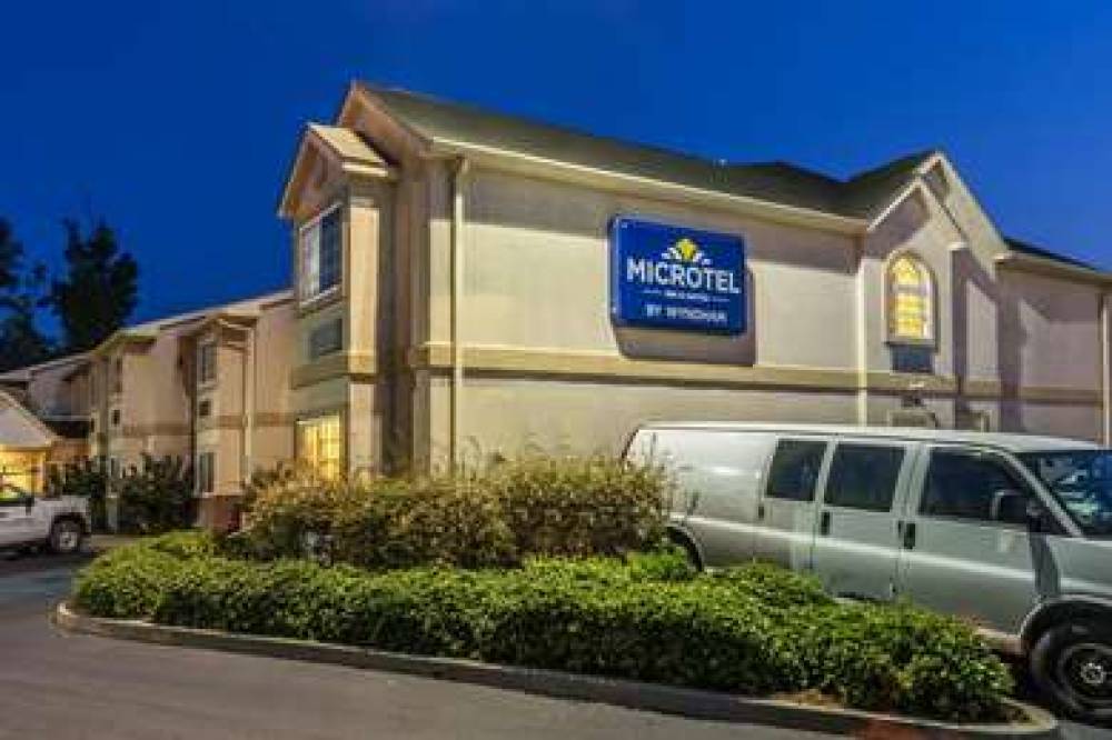 Microtel Inn & Suites By Wyndham Auburn 1