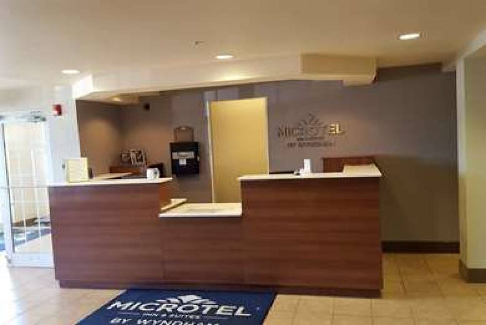 Microtel Inn & Suites By Wyndham Bellevue 3