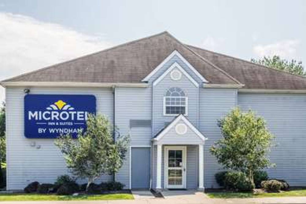 Microtel Inn & Suites By Wyndham Bethel/Danbury 2