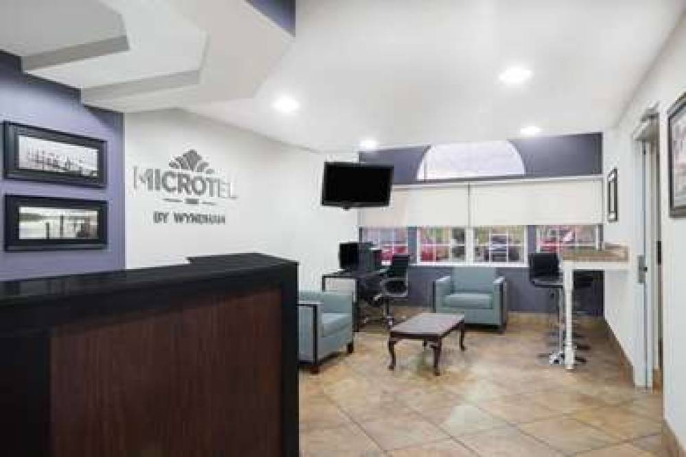 Microtel Inn & Suites By Wyndham Bowling Green 3