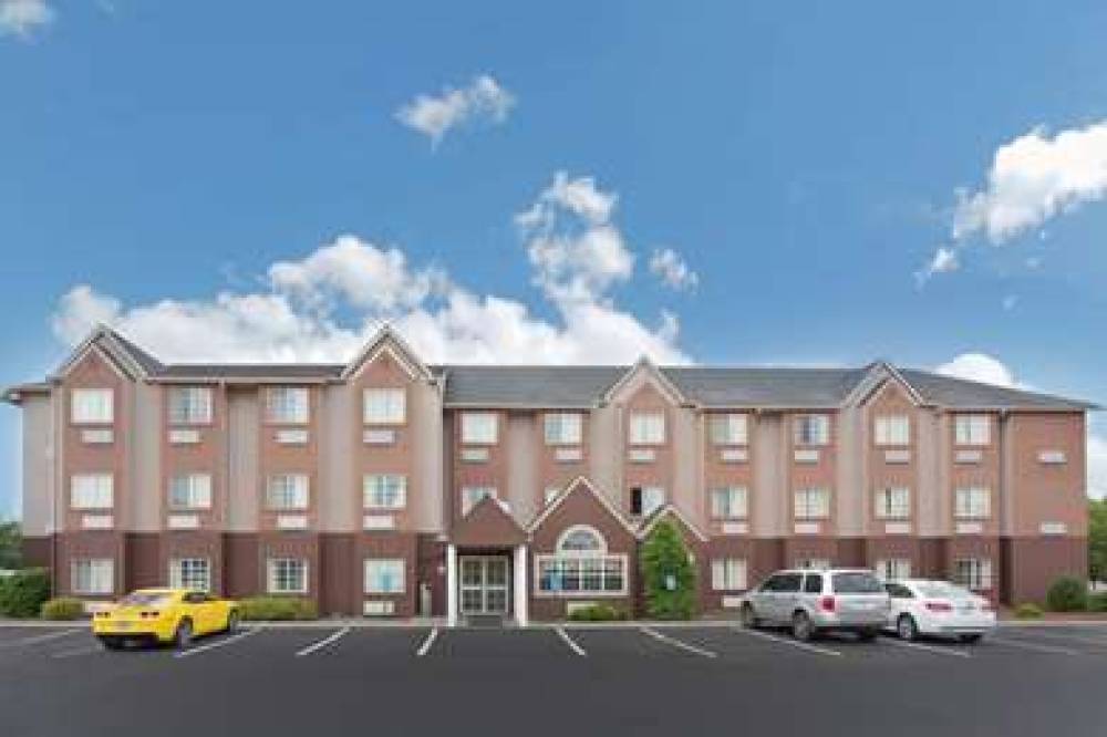 Microtel Inn & Suites By Wyndham Brandon 1