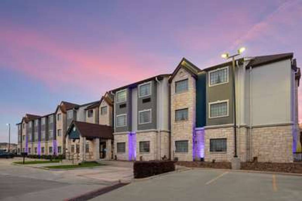 Microtel Inn & Suites By Wyndham Buda Austin South