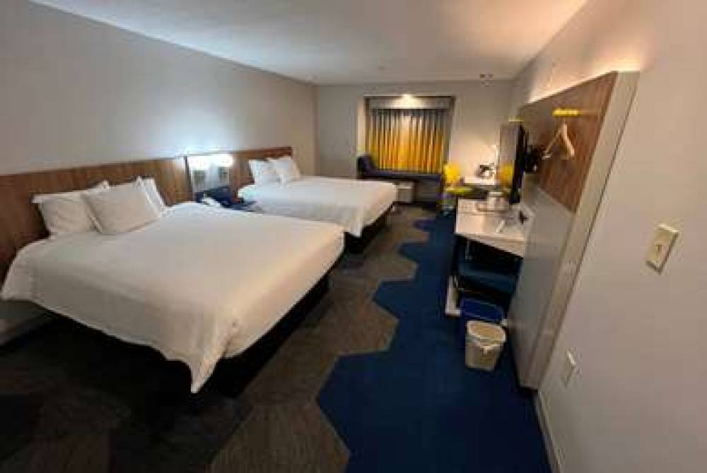 Microtel Inn & Suites By Wyndham Charlotte/Northlake 7