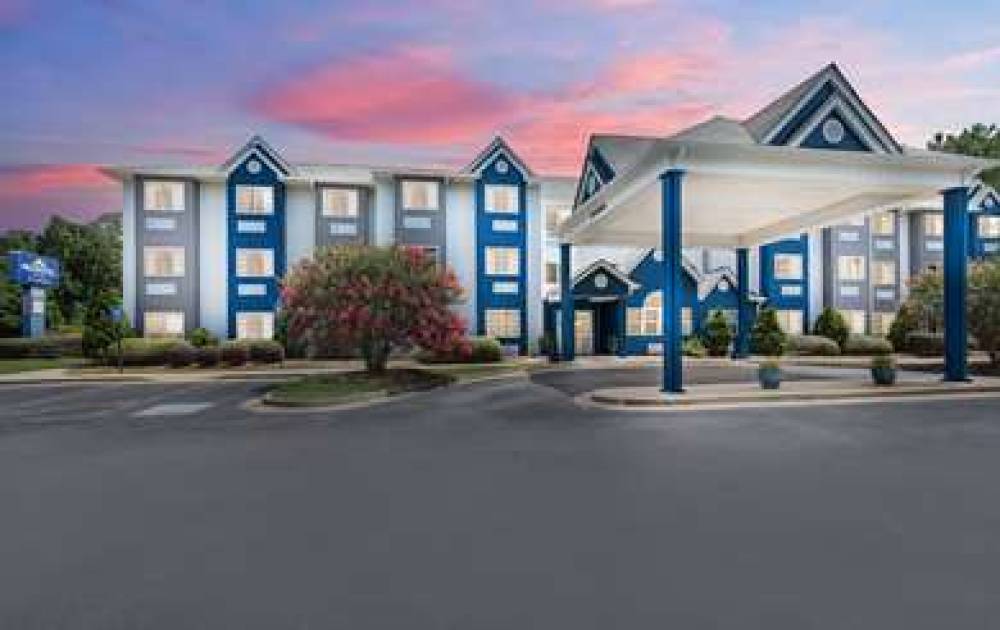 Microtel Inn & Suites By Wyndham Columbus North 2