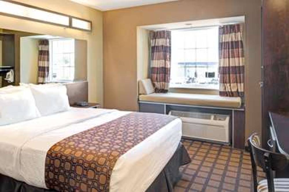 Microtel Inn & Suites By Wyndham Council Bluffs 10