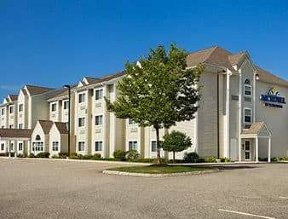 Microtel Inn & Suites By Wyndham Dover 1