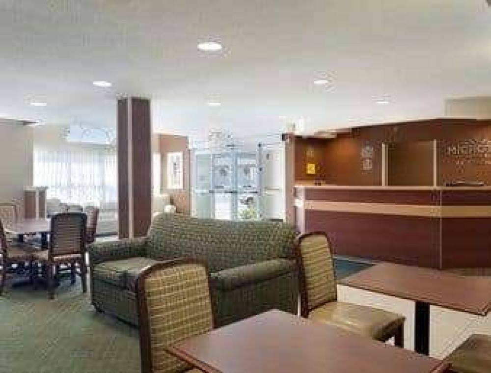 Microtel Inn & Suites By Wyndham Dover 4