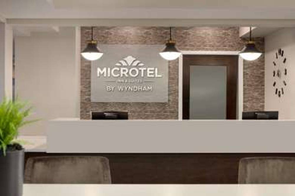 Microtel Inn & Suites By Wyndham Estevan 3