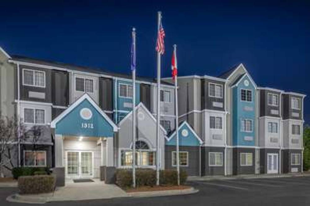 Microtel Inn & Suites By Wyndham Fl