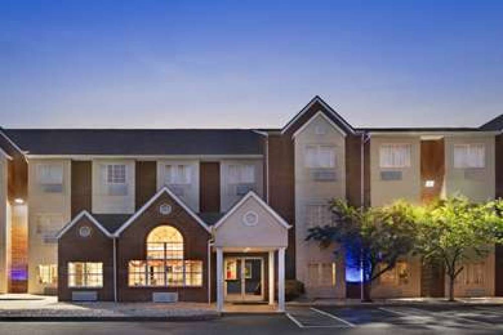 Microtel Inn & Suites By Wyndham Florence/Cincinnati Airport