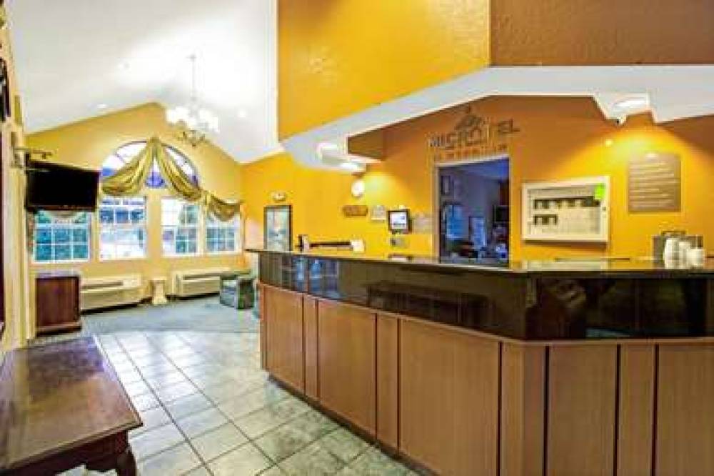 Microtel Inn & Suites By Wyndham Gatlinburg 3