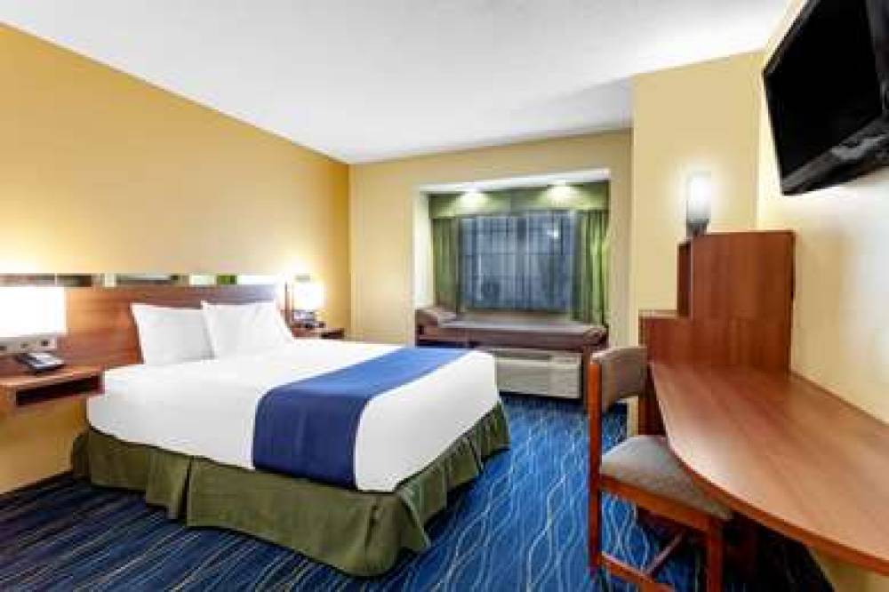 Microtel Inn & Suites By Wyndham Gulf Shores 8