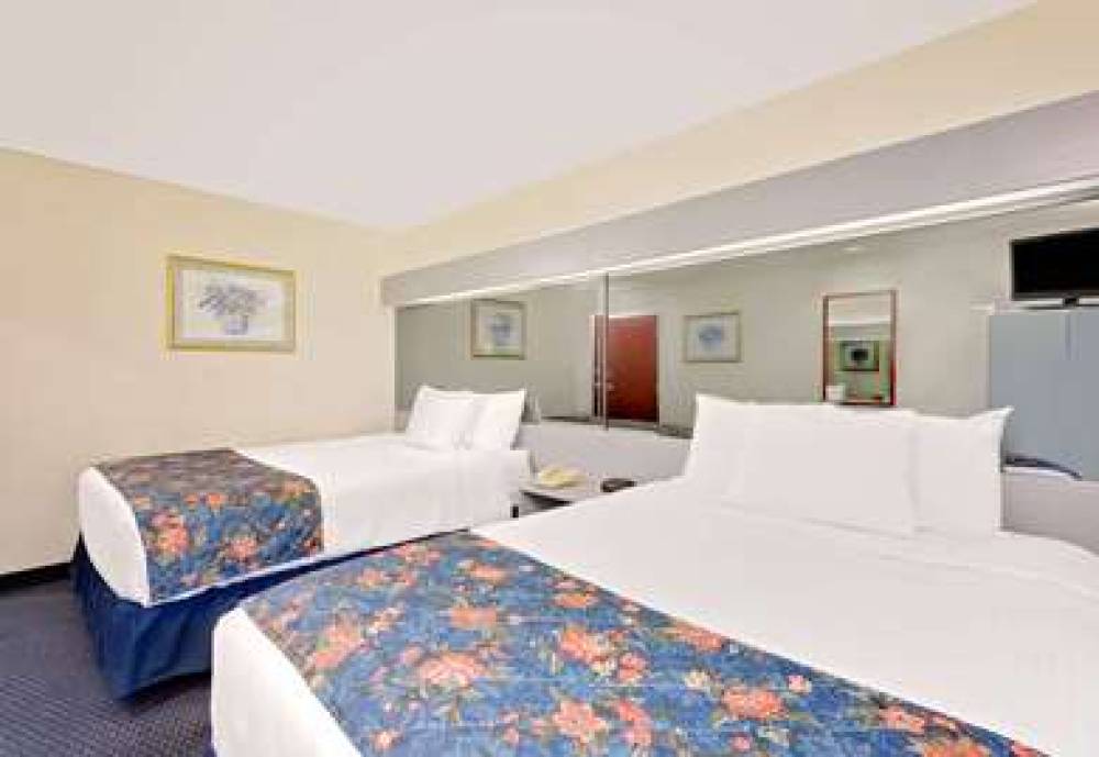 Microtel Inn & Suites By Wyndham Hagerstown 5