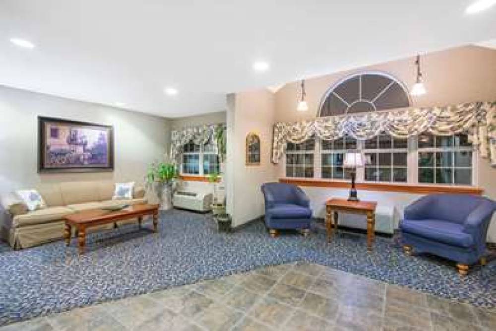 Microtel Inn & Suites By Wyndham Hazelton/Bruceton Mills 2