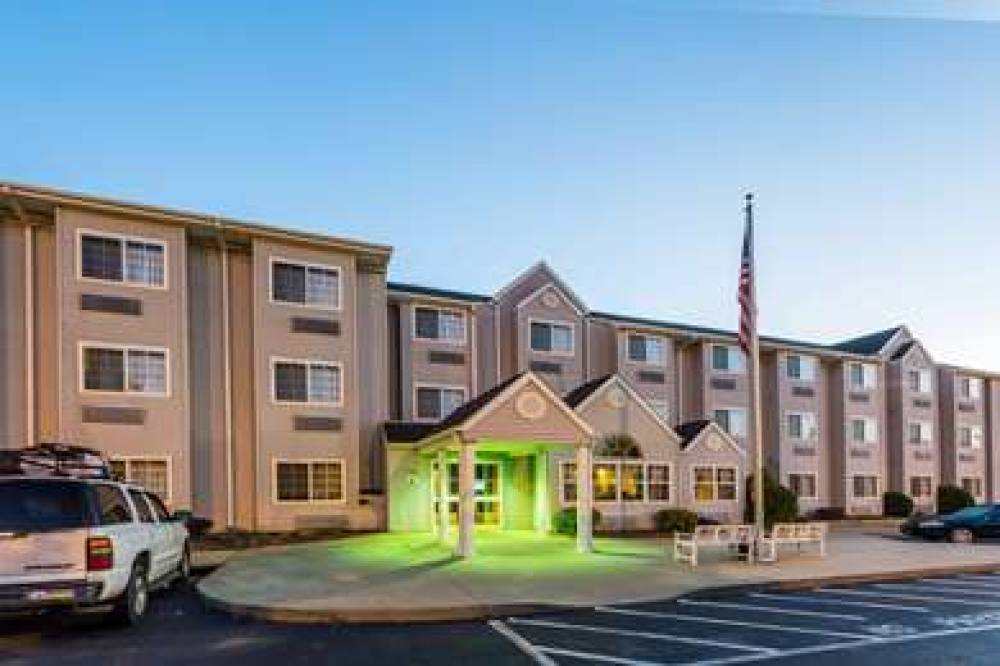 Microtel Inn & Suites By Wyndham Hillsborough 1