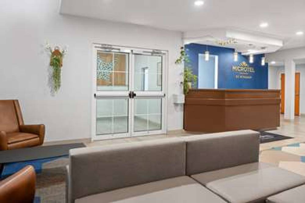 Microtel Inn & Suites By Wyndham Houma 8