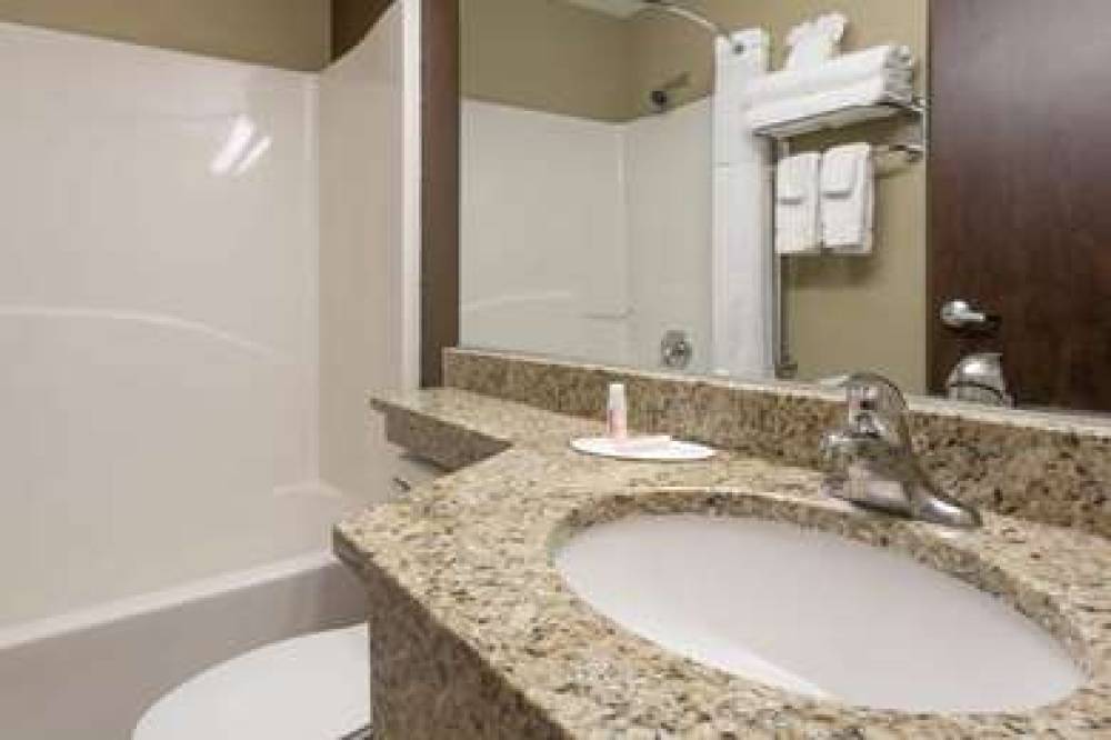 Microtel Inn & Suites By Wyndham Jacksonville Airport 7