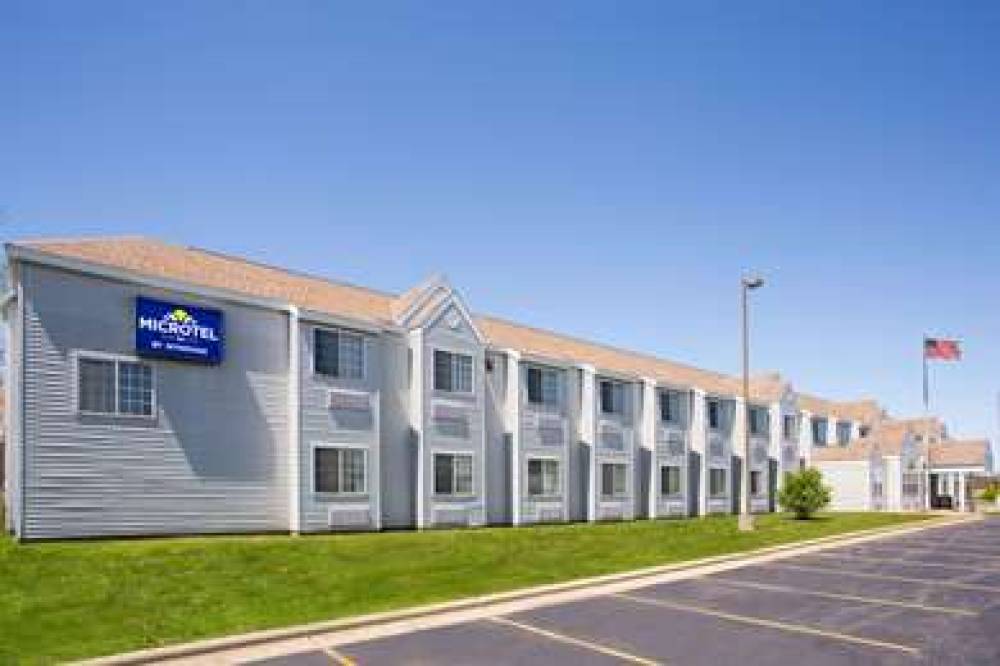 Microtel Inn & Suites By Wyndham Janesville 1