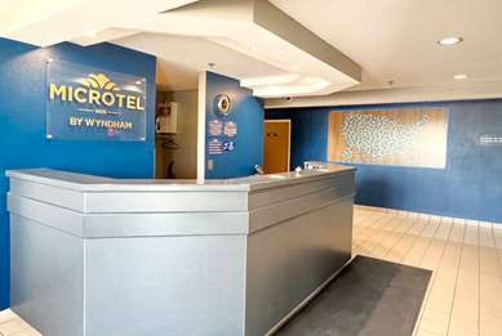 Microtel Inn & Suites By Wyndham Janesville 3