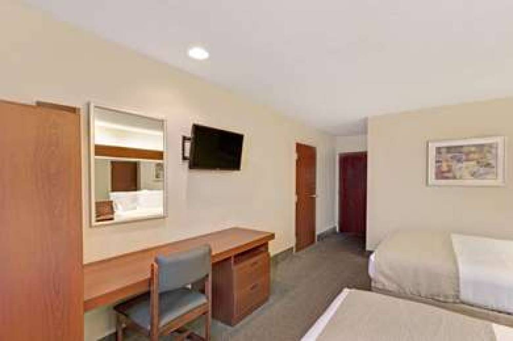 Microtel Inn & Suites By Wyndham Jasper 7