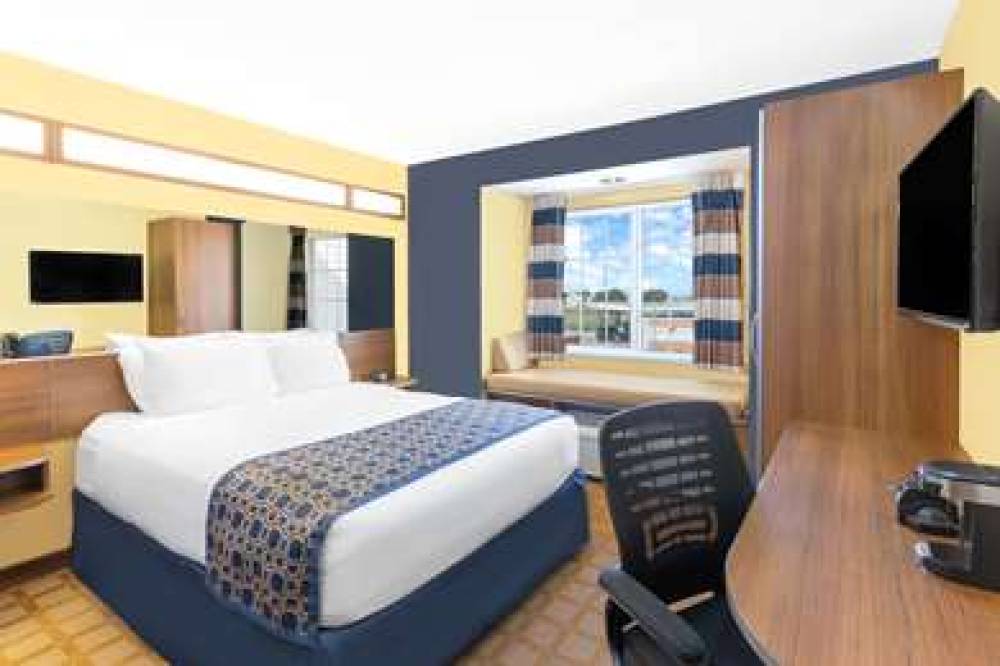 Microtel Inn & Suites By Wyndham Kearney 6