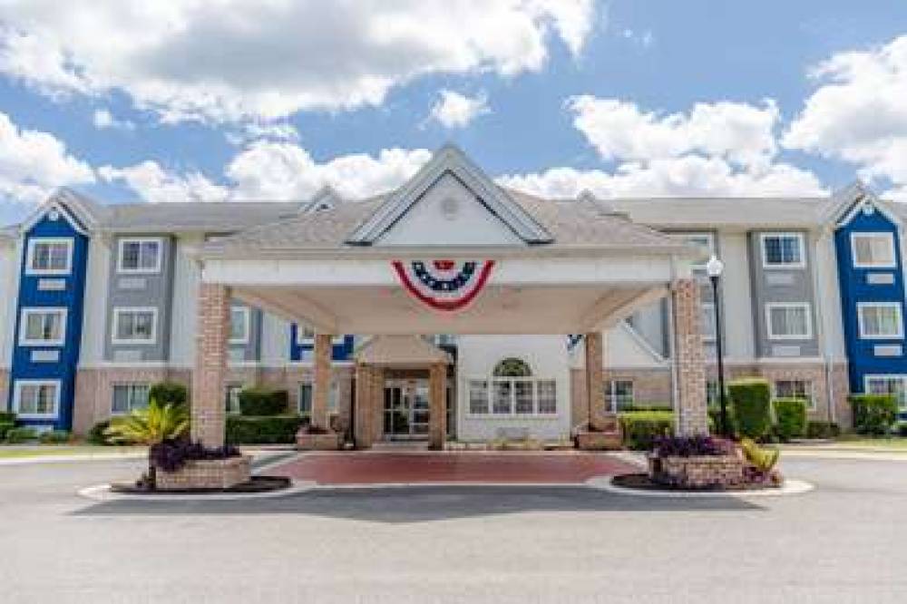 Microtel Inn & Suites By Wyndham Kingsland 1