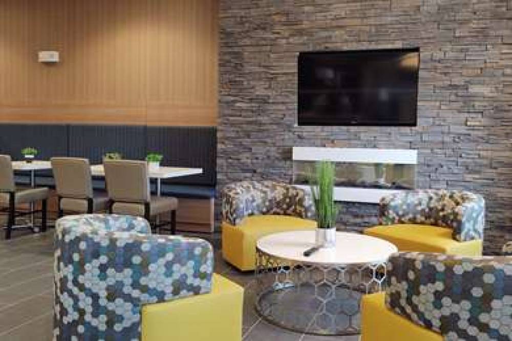 MICROTEL INN & SUITES BY WYNDHAM LI 3