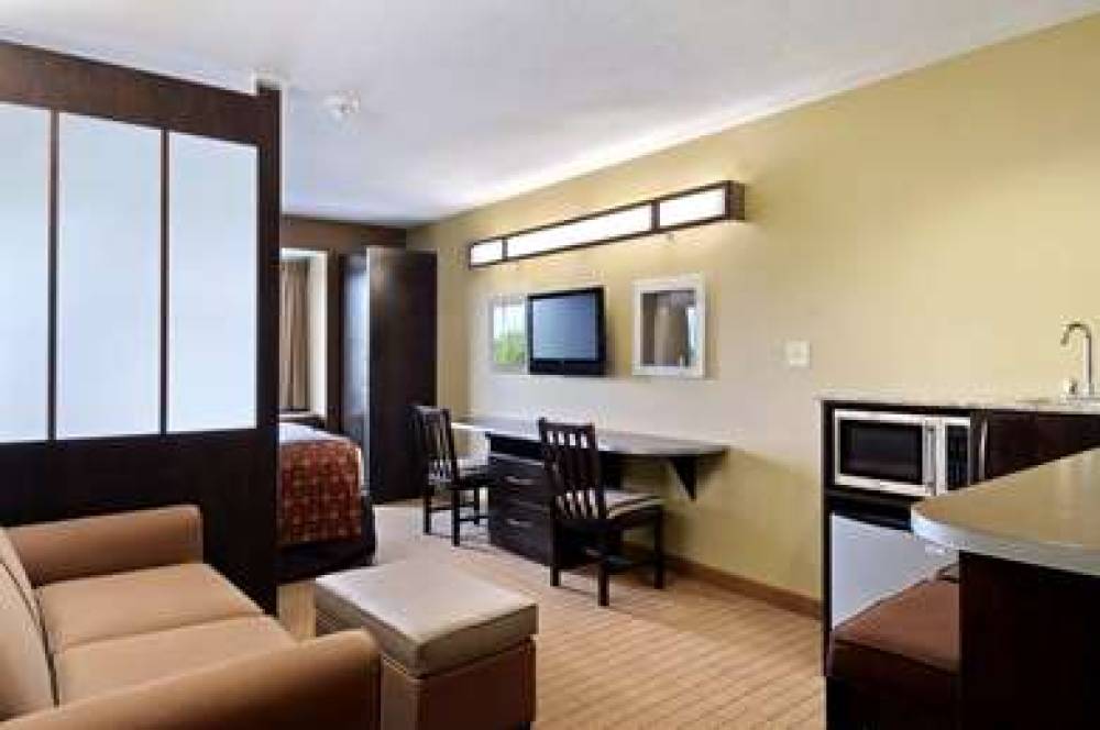 Microtel Inn & Suites By Wyndham Marietta 7