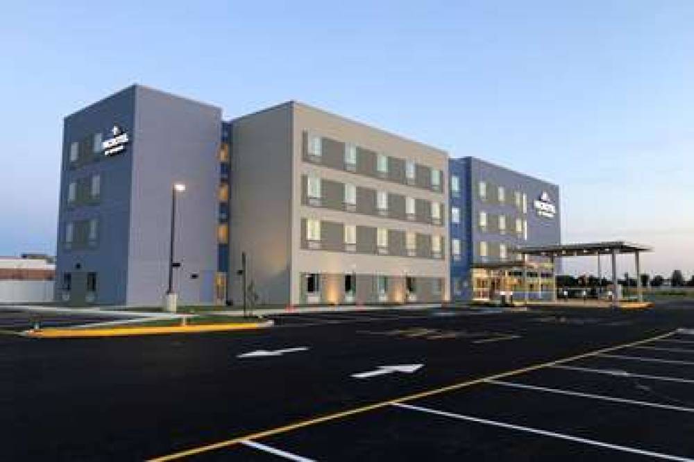 MICROTEL INN & SUITES BY WYNDHAM MI 1