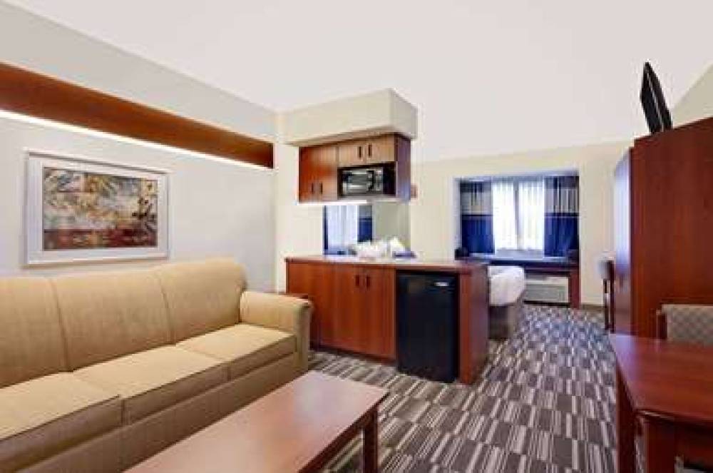 Microtel Inn & Suites By Wyndham Middletown 7