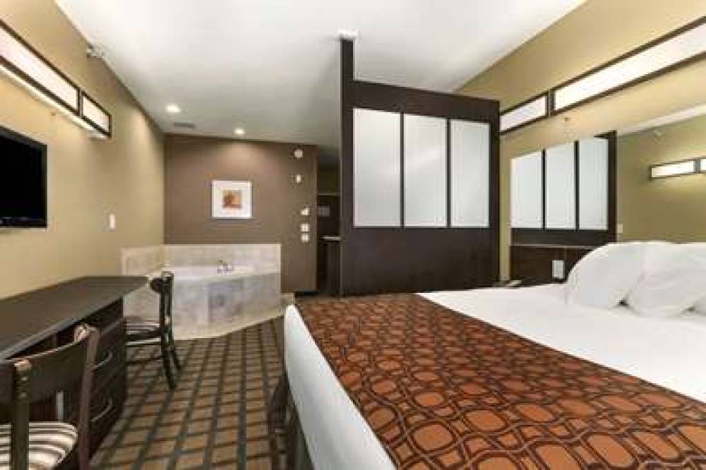 Microtel Inn & Suites By Wyndham Minot 10