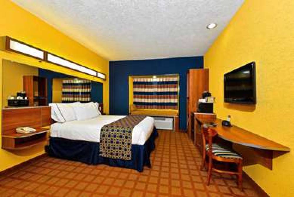 Microtel Inn & Suites By Wyndham New Braunfels 9