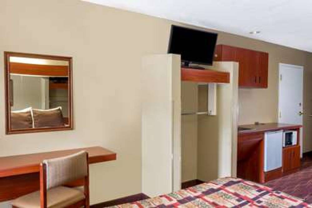 Microtel Inn & Suites By Wyndham Norcross 10