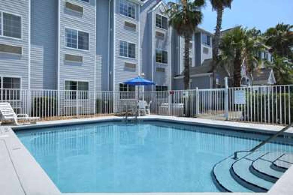 Microtel Inn & Suites By Wyndham Palm Coast 3