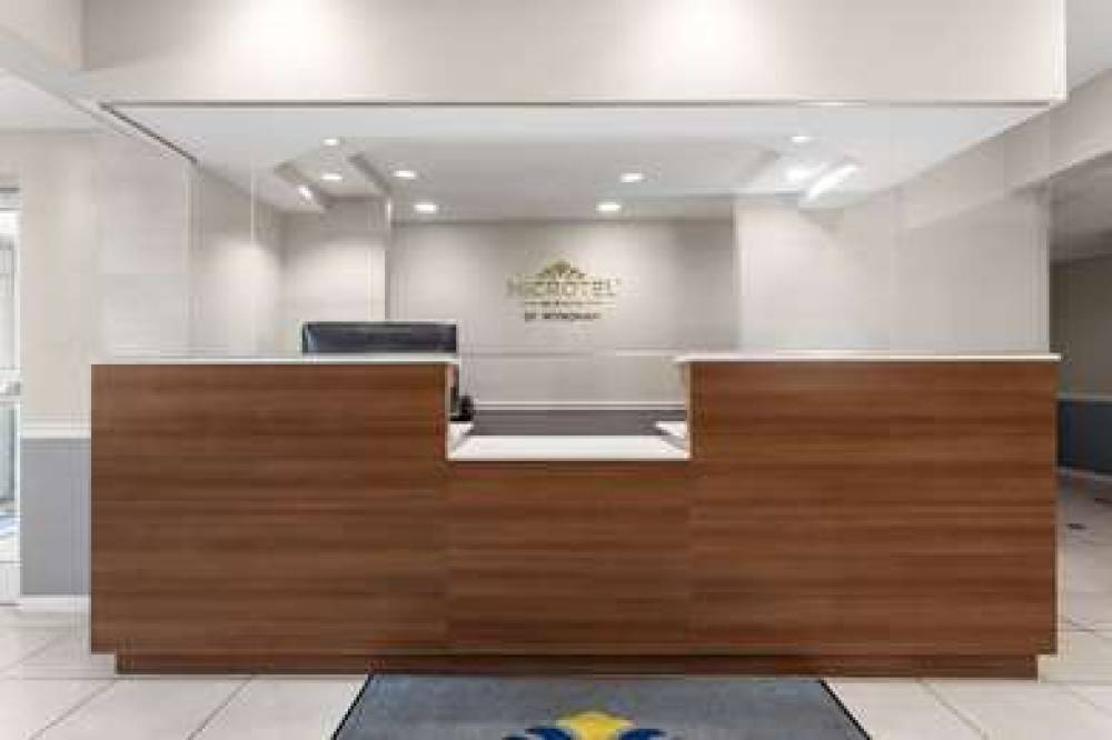 Microtel Inn & Suites By Wyndham Panama City 6