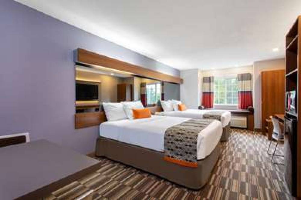 Microtel Inn & Suites By Wyndham Philadelphia Airport 6