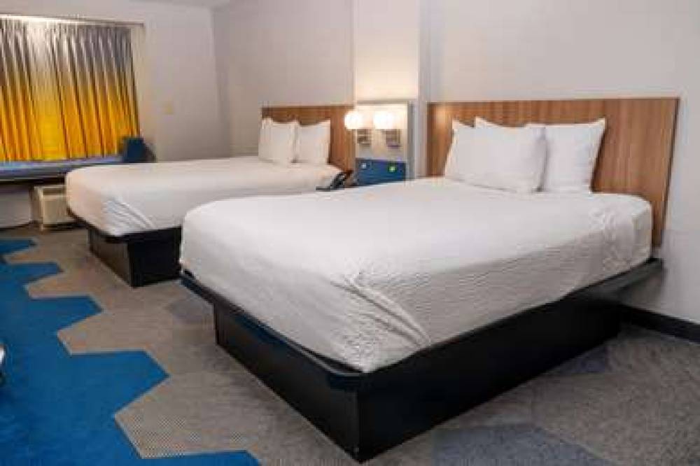 Microtel Inn & Suites By Wyndham Pigeon Forge 6