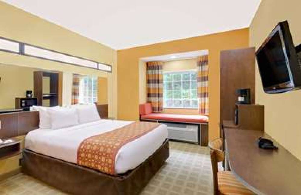 Microtel Inn & Suites By Wyndham Princeton 7