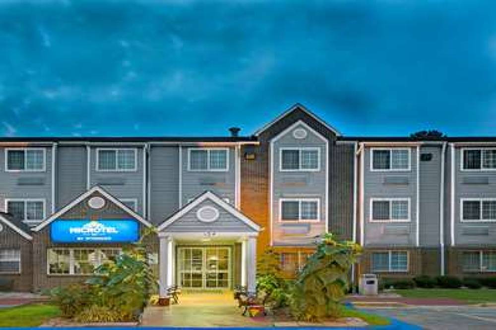 Microtel Inn & Suites By Wyndham Raleigh Durham Airport 1