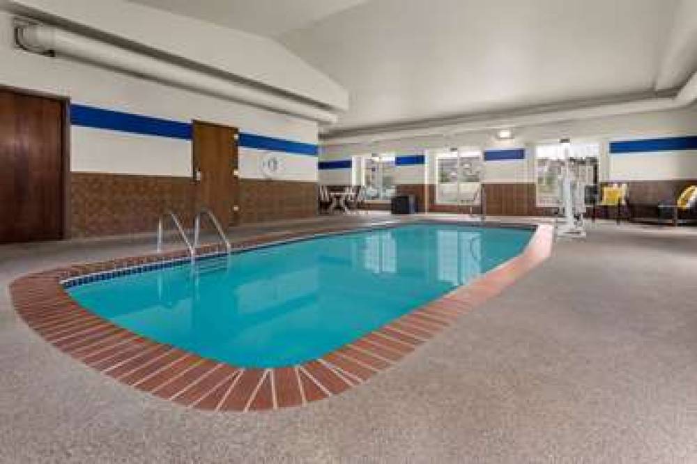 Microtel Inn & Suites By Wyndham Rapid City 9