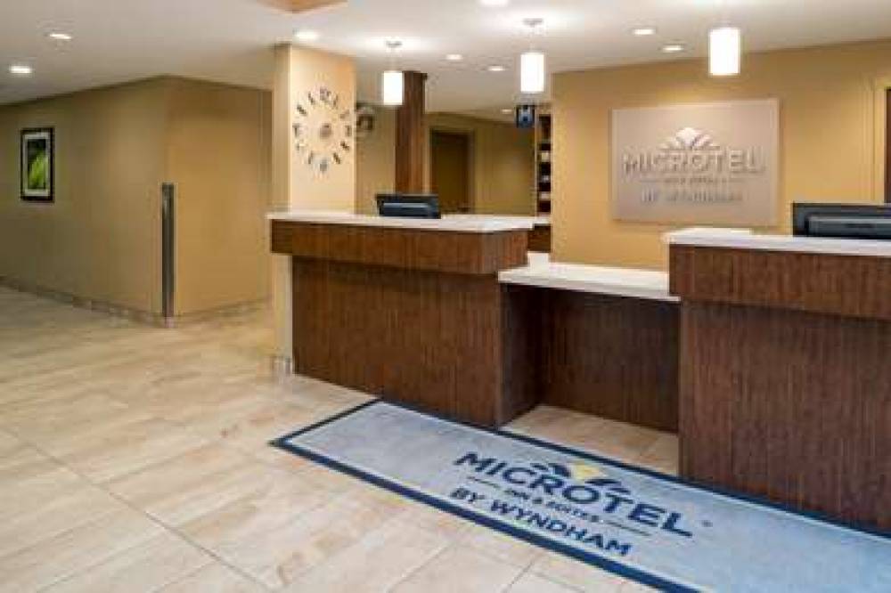 MICROTEL INN & SUITES BY WYNDHAM RE 3