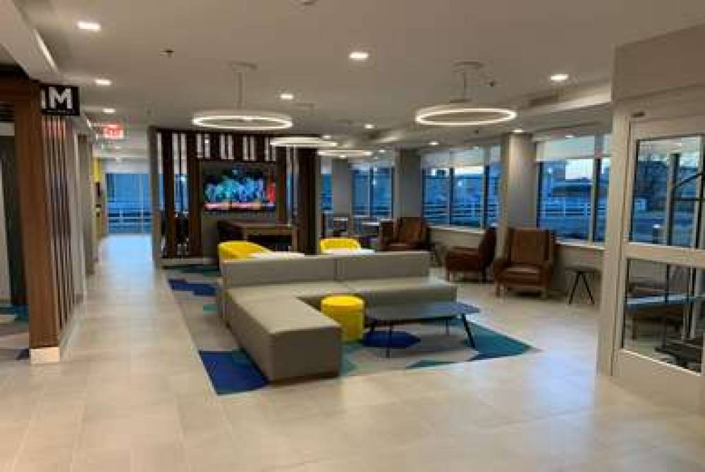 MICROTEL INN & SUITES BY WYNDHAM RE 4