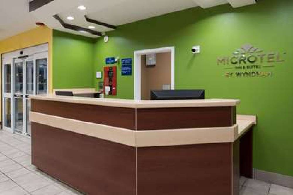 Microtel Inn & Suites By Wyndham Rogers 3